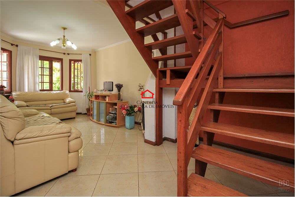 Sobrado em Condomínio Guarujá Porto Alegre 